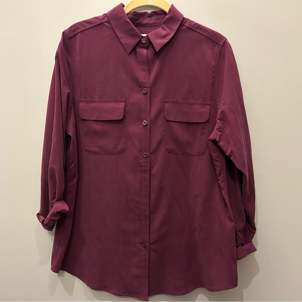 Chico’s silky soft button up blouse